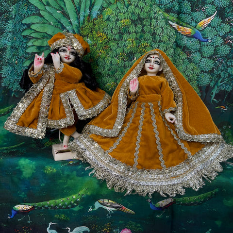 9 inch Yugal Sarkar Velvet Fabric Dress Skin