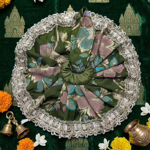 0,1 No laddu Gopal bnarsi fancy dress