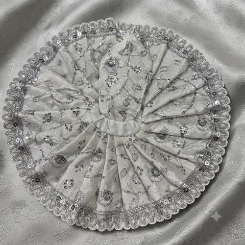 3,4 No laddu Gopal bnarsi dress