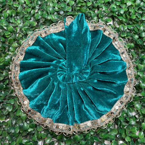 3 . 4 No Velvet Laddu Gopal Dress