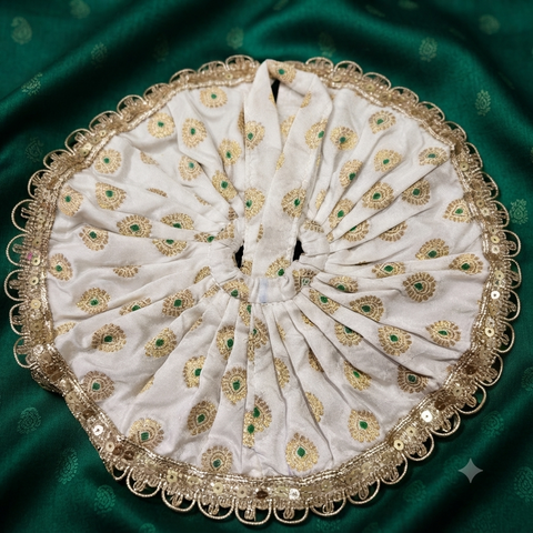 3,4 No laddu Gopal bnarsi dress