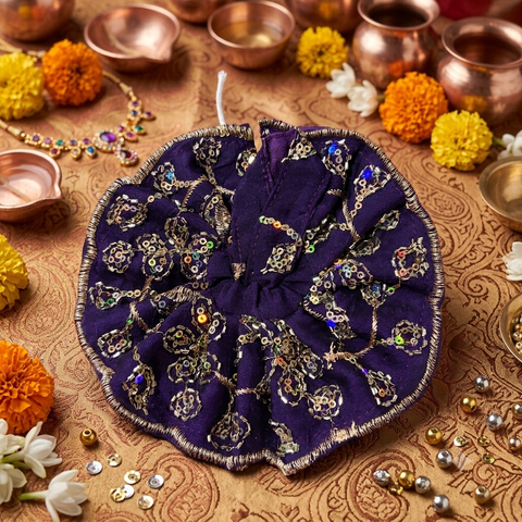 0,1 No laddu Gopal cursh fabric fancy dress