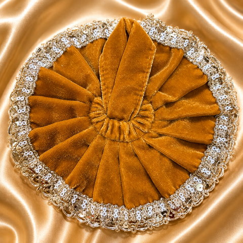 1,2 Zno laddu Gopal velvet dress