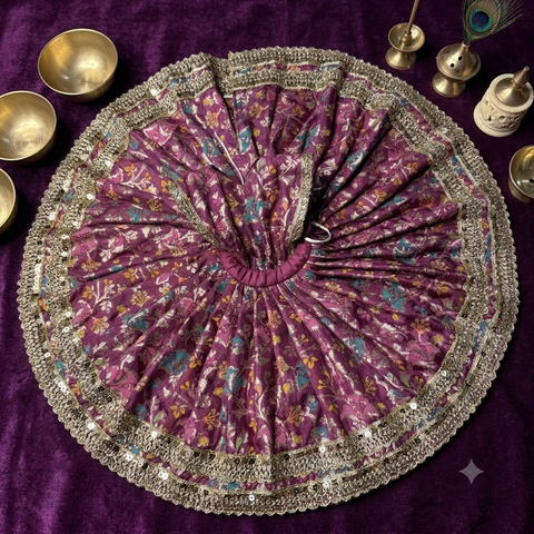 7'8 No laddu Gopal Bnarsi haevy dress