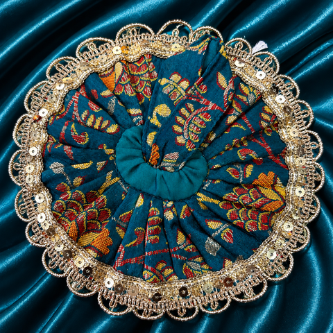 3,4 No laddu Gopal bnarsi dress