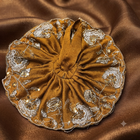 3,4 No laddu crash fabric fancy dress