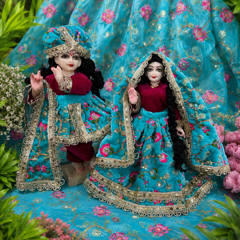 🌸 12 Inch Yugal Sarkar Velvet Fabric Dress