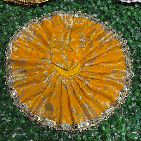 5 . 6 No Bnarsi Laddu Gopal Dress