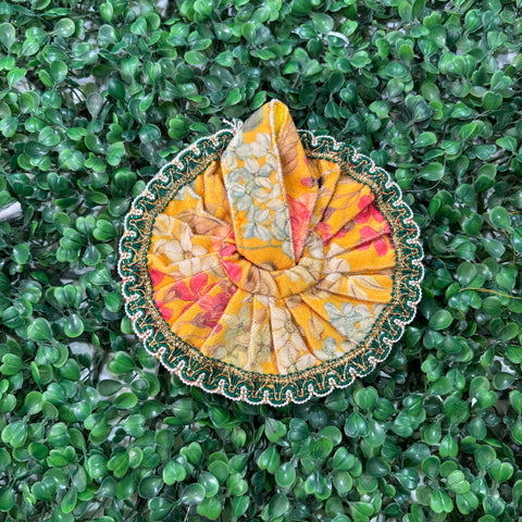0 . 1 No Velvet Laddu Gopal Dress