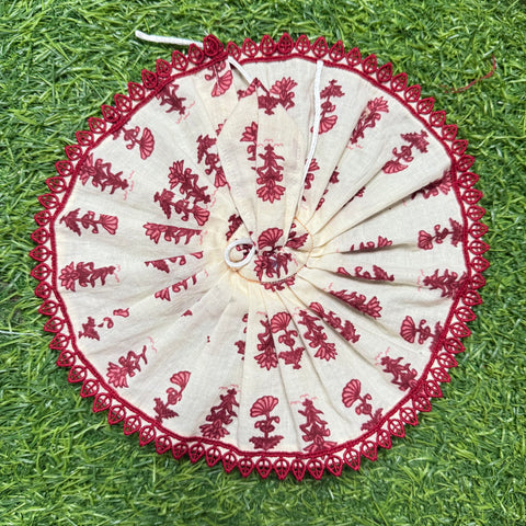 3,4 no. Laddu gopal dress cream mahroon
