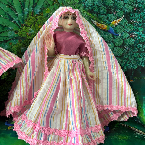 9 inch yugal sarkar dress