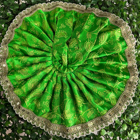 5-6 no laddu gopal banarasi dress
